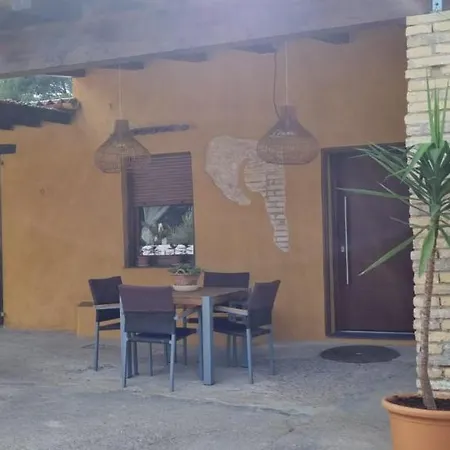 Casa Con Vistas, Piscina Y Animales De Granja, La Caseta Tarragona